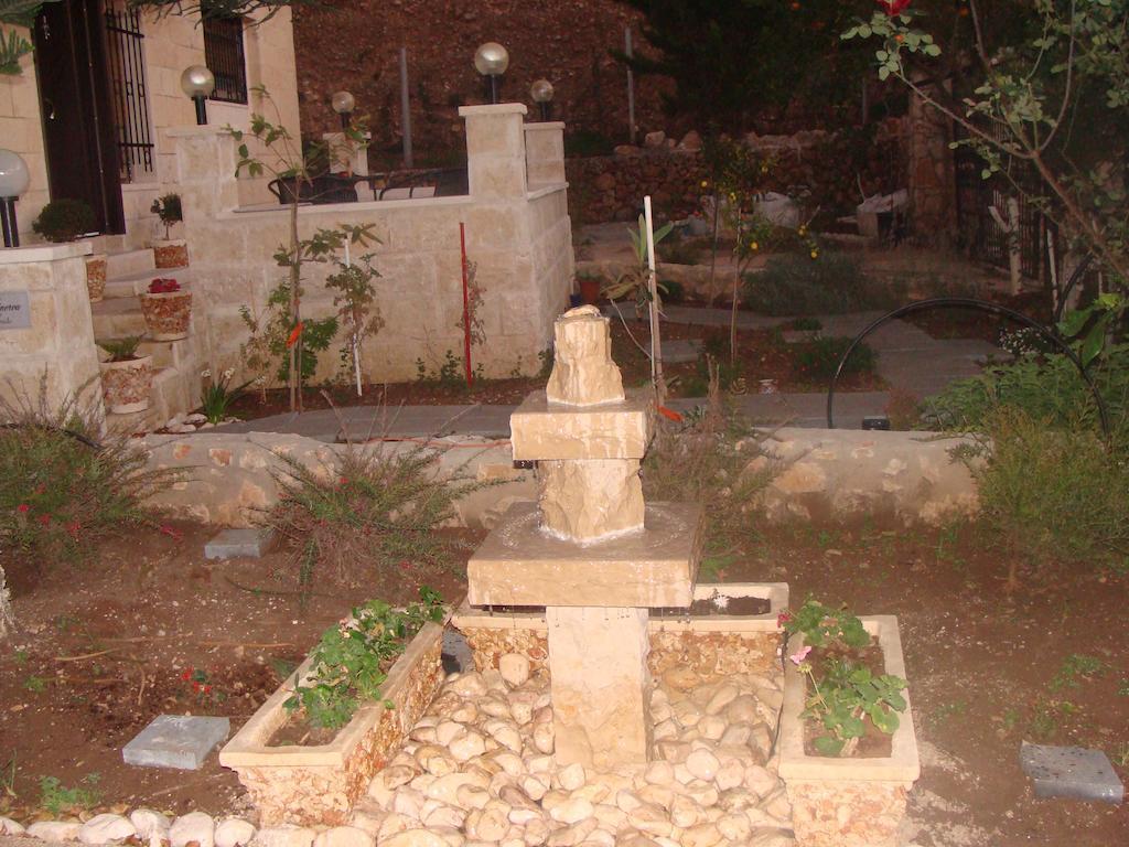 Tamer Guest House Хайфа Экстерьер фото