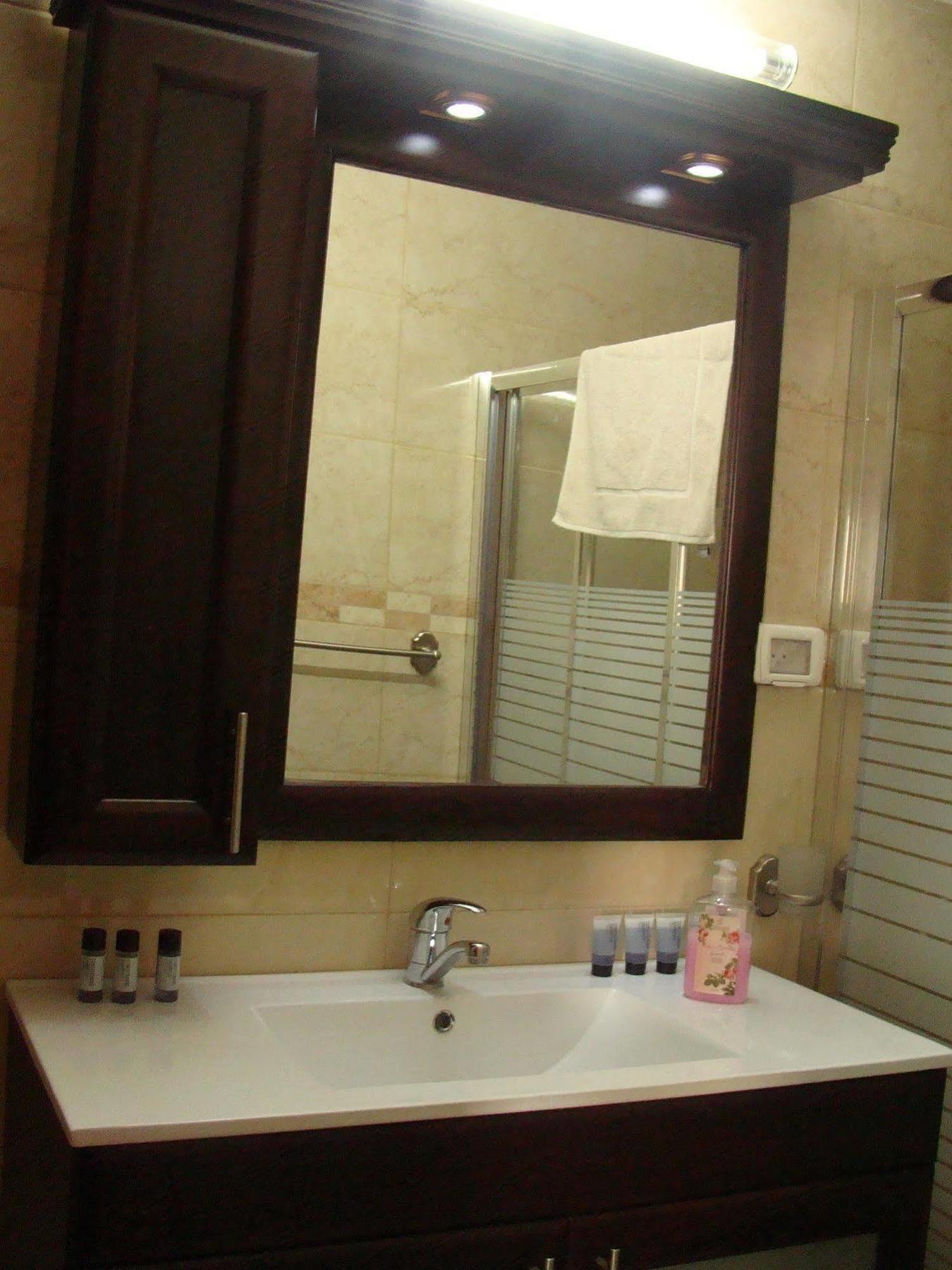 Tamer Guest House Хайфа Экстерьер фото