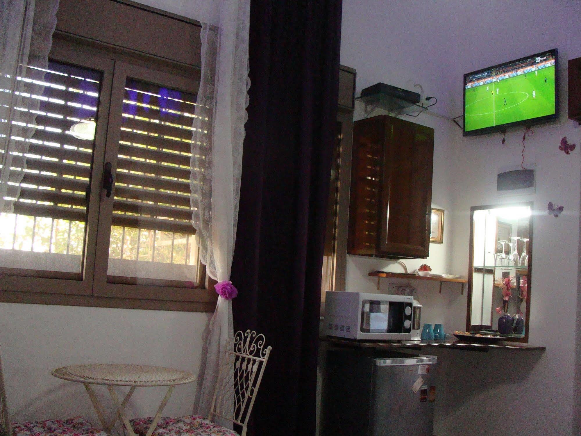 Tamer Guest House Хайфа Экстерьер фото