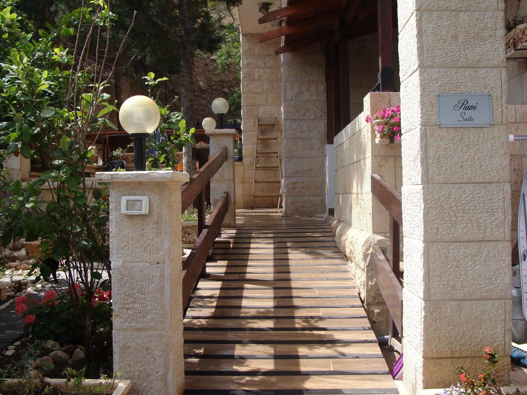 Tamer Guest House Хайфа Экстерьер фото