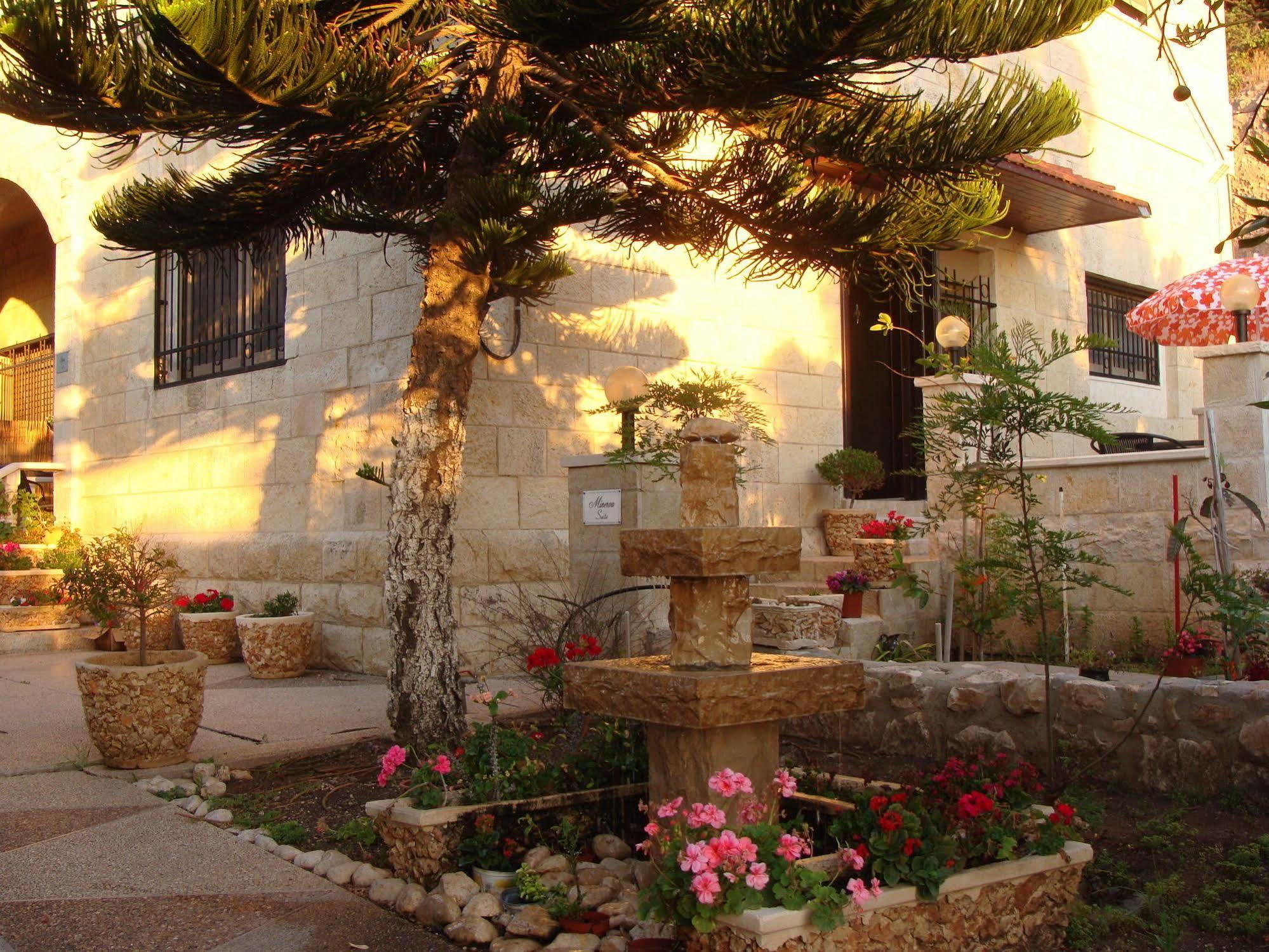 Tamer Guest House Хайфа Экстерьер фото